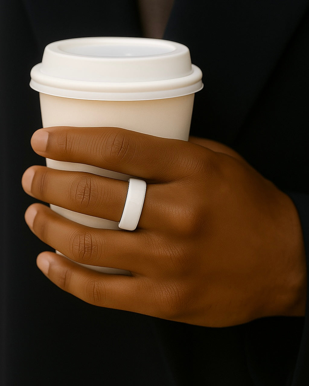 Zobe Ring | White